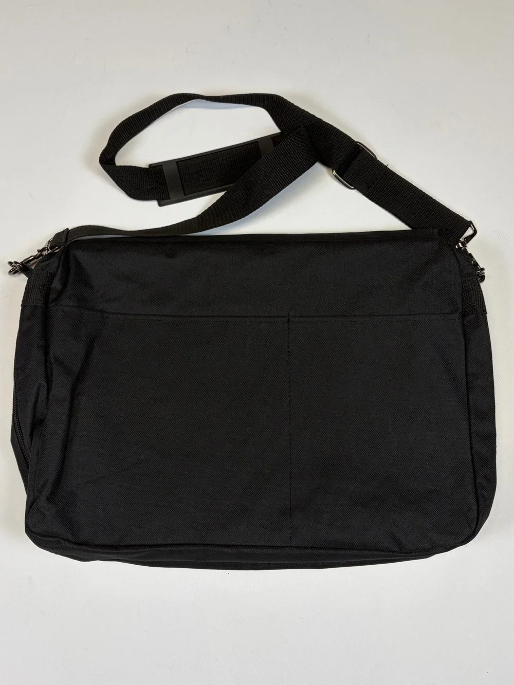 MASON MARS 11 BLACK NYLON MESSENGER LAPTOP ORGANIZER BAG